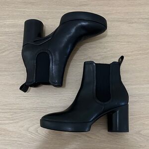 Ecco Black Leather Chelsea Platform Booties